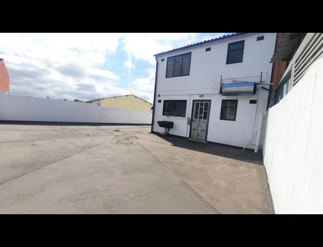 3 BEDROOM DUPLEX FOR SALE IN GREENBURY